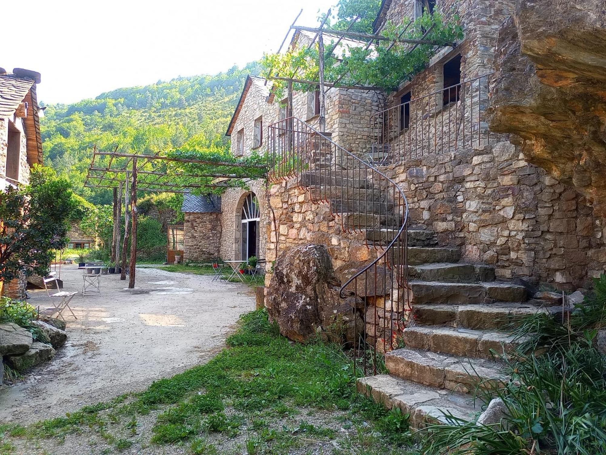 La Ferme Des Cevennes Hotel Florac Exterior photo